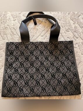Victoria Secret VS Monogram Tote Bag in Black and Gray NWT